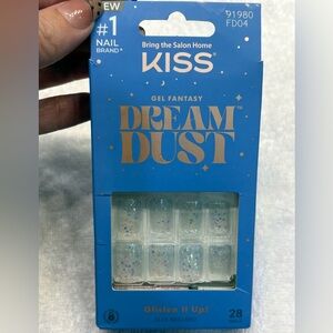 New KISS Gel Fantasy Dream Dust Glitter Nails